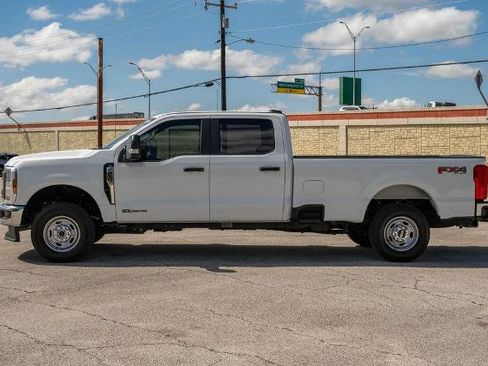 Certified 2025 Ford F250 XL AWD/4WD image 6