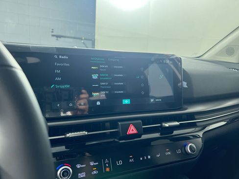 New 2026 Kia Sportage EX image 28