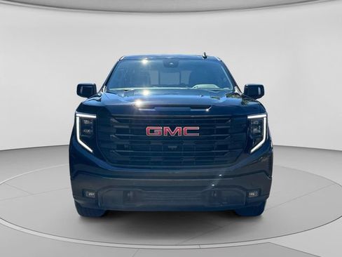 Used 2025 GMC Sierra 1500 Elevation w/ Elevation Premium Package AWD/4WD image 8