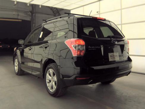Used 2015 Subaru Forester 2.5i Premium w/ Protection Package #1 AWD/4WD image 4