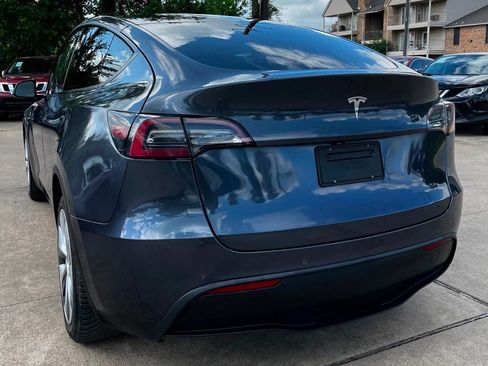 Used 2020 Tesla Model Y Long Range AWD/4WD image 9