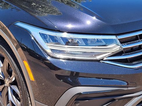 Used 2023 Volkswagen Tiguan SE FWD image 27