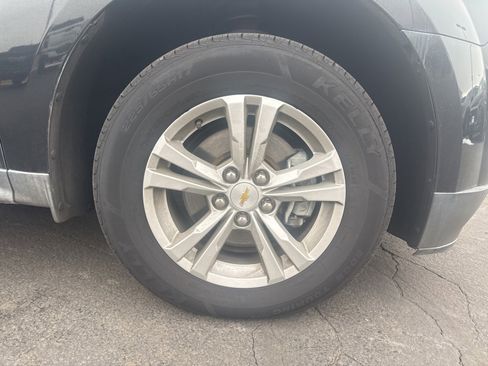 Used 2015 Chevrolet Equinox LT w/ Driver Convenience Package image 2