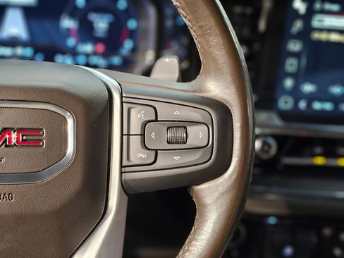 Used 2023 GMC Sierra 1500 SLT w/ SLT Premium Plus Package image 29