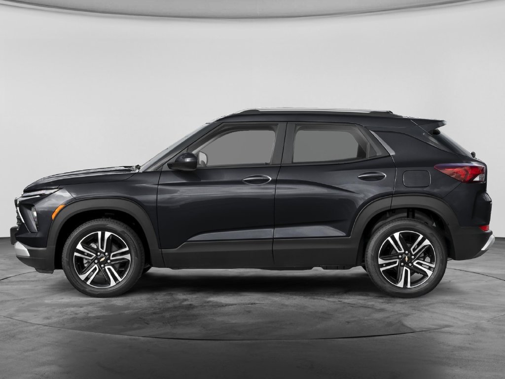 Used 2025 Chevrolet TrailBlazer LT AWD/4WD image 3