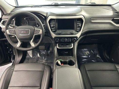 Used 2023 GMC Acadia SLT image 10
