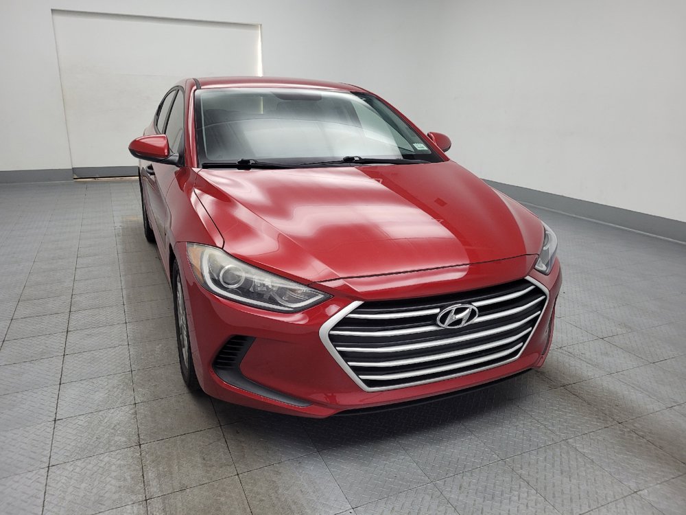 Used 2017 Hyundai Elantra SE FWD image 14