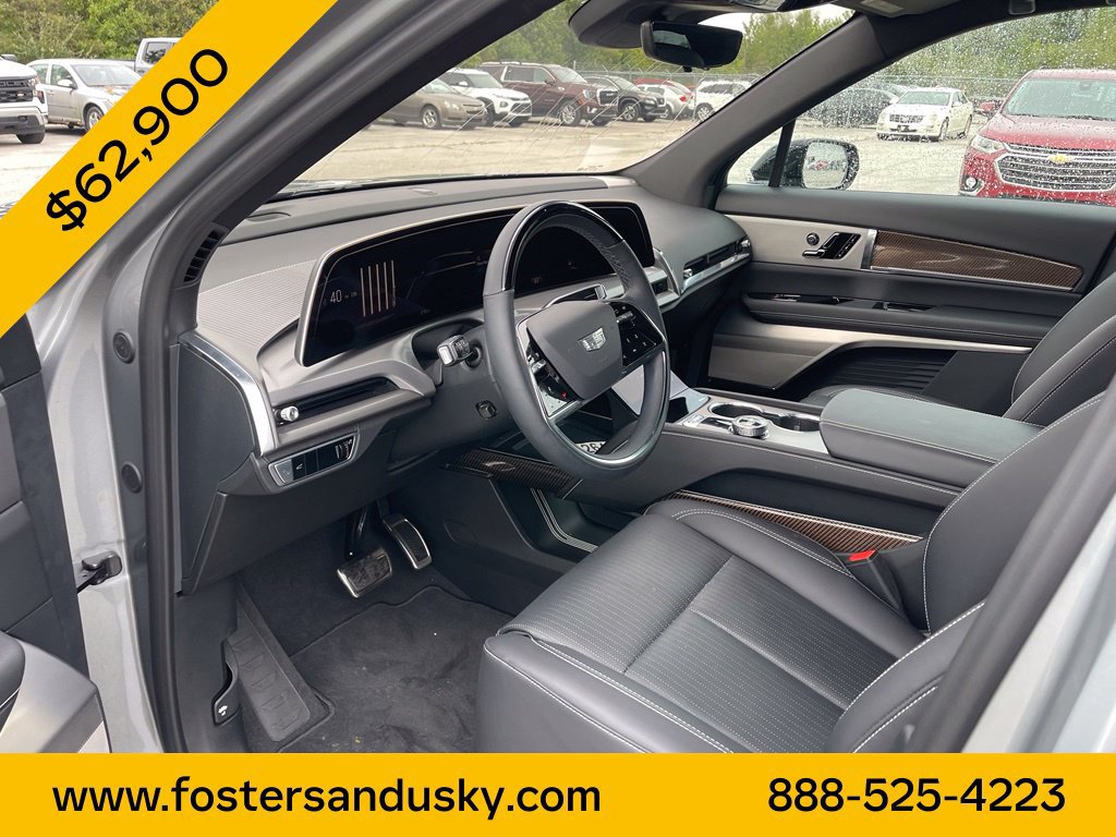 Used 2026 Cadillac Vistiq Luxury AWD/4WD image 13