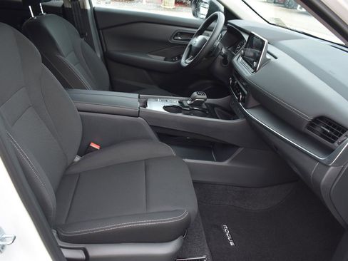 Used 2026 Nissan Rogue S FWD image 57