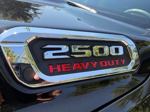 Used 2019 RAM 2500 Limited AWD/4WD image 14