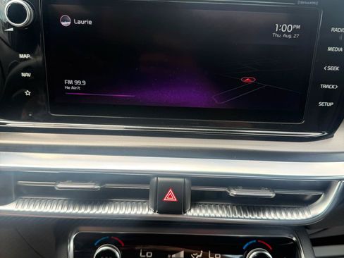 Used 2022 Kia K5 GT FWD image 16