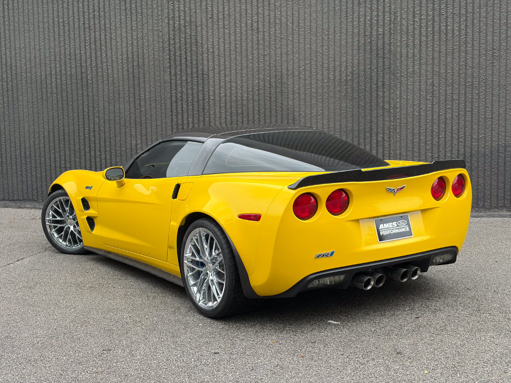 Used 2010 Chevrolet Corvette ZR1 w/ Preferred Equipment Group RWD image 5