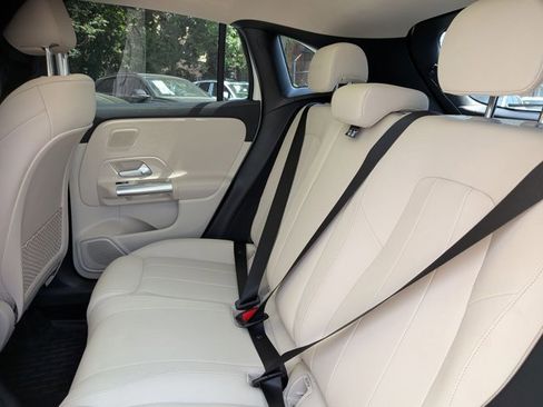 Used 2026 Mercedes-Benz GLA 250 4MATIC image 14