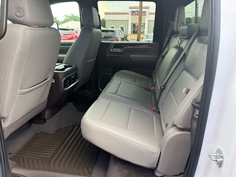 Used 2025 Chevrolet Silverado 3500 LTZ w/ LTZ Plus Package AWD/4WD image 12