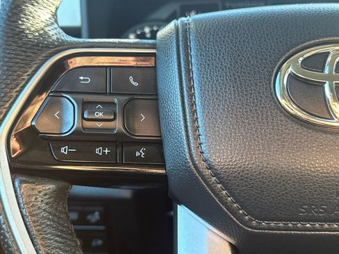 Used 2023 Toyota Tundra Limited image 19