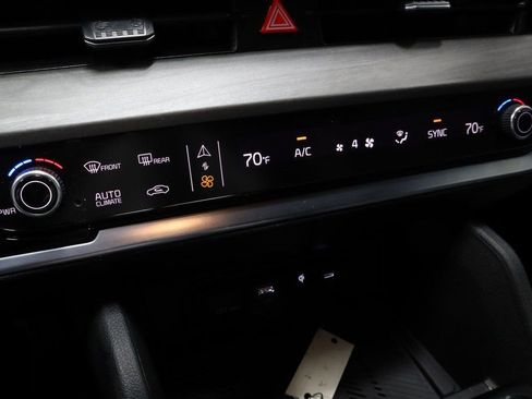 Used 2025 Kia Sportage X-Line image 30