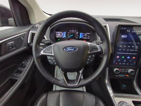 Used 2022 Ford Edge Titanium w/ Equipment Group 301A image 12