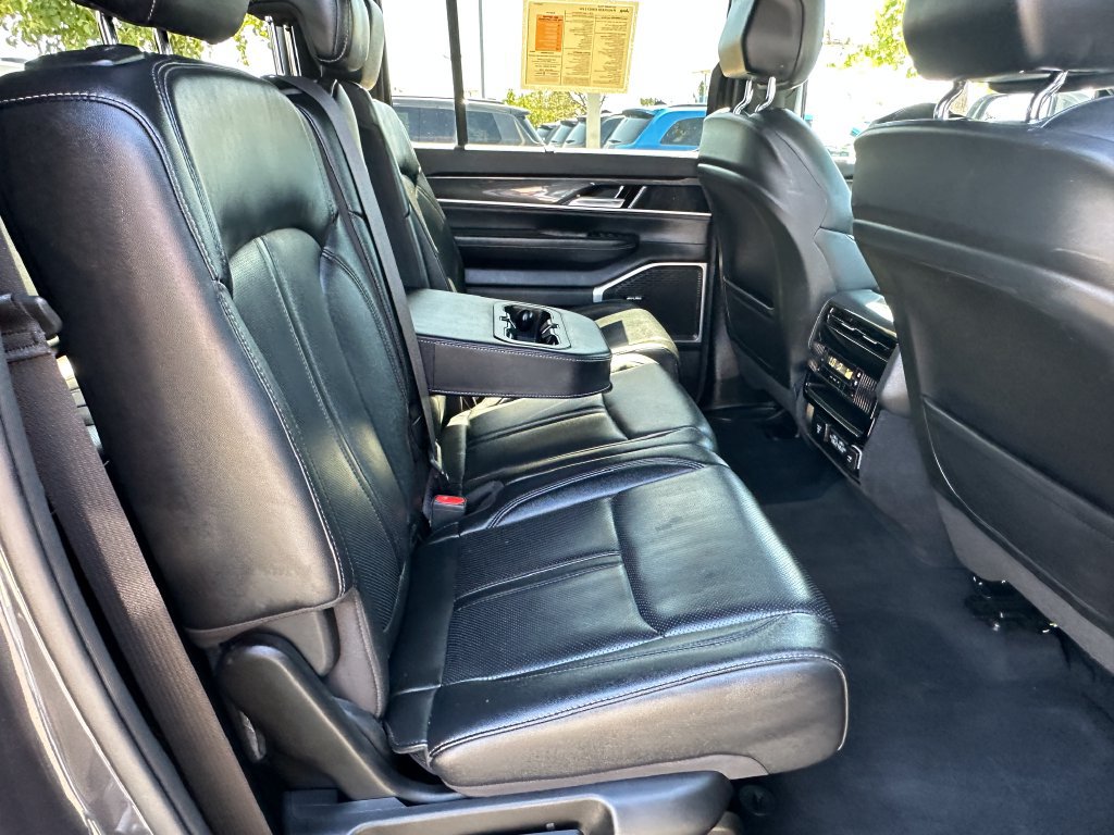 Certified 2022 Jeep Wagoneer Series I w/ Convenience Group I AWD/4WD image 23