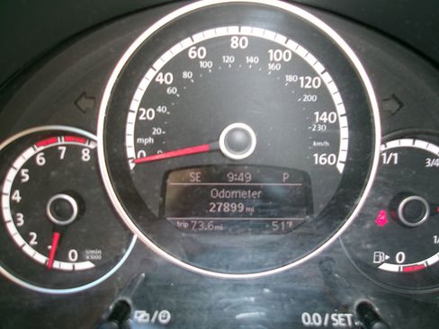Used 2015 Volkswagen Beetle 1.8T Classic FWD image 17