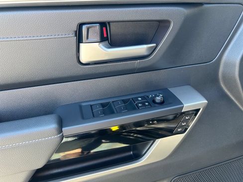 Certified 2026 Toyota Tundra Limited AWD/4WD image 17