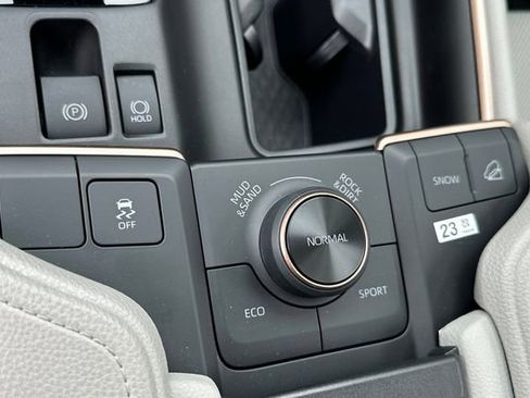 Used 2026 Toyota Grand Highlander AWD Hybrid image 33