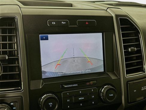 Used 2021 Ford F250 XLT image 17