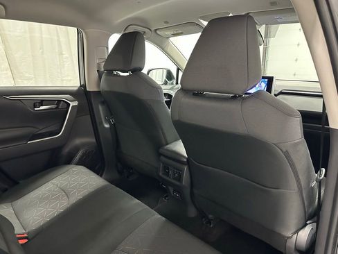 Used 2025 Toyota RAV4 XLE image 54