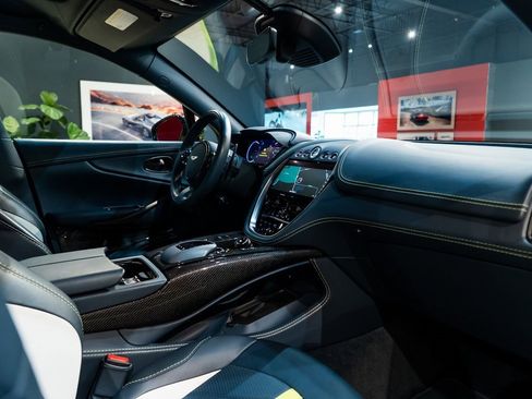 Used 2023 Aston Martin DBX 707 image 40