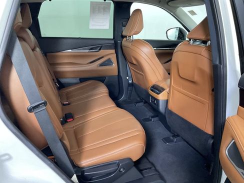 Used 2023 INFINITI QX60 Sensory w/ Cargo Package AWD/4WD image 26