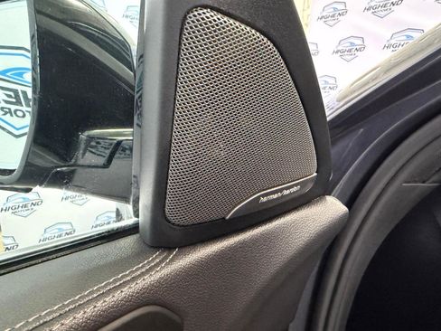 Used 2021 BMW X6 xDrive40i w/ Premium Package image 14