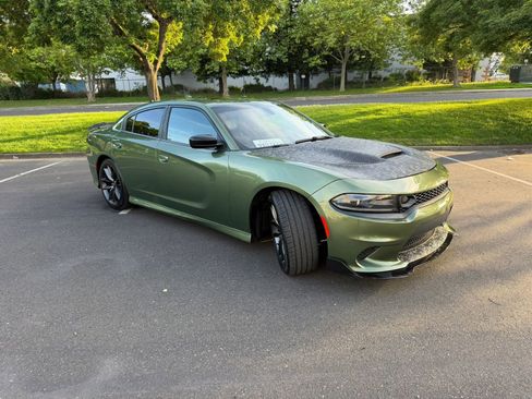 Used 2019 Dodge Charger R/T w/ Plus Group RWD image 12