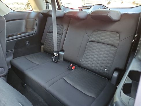 Used 2024 Nissan Pathfinder SV w/ SV Premium Package image 30