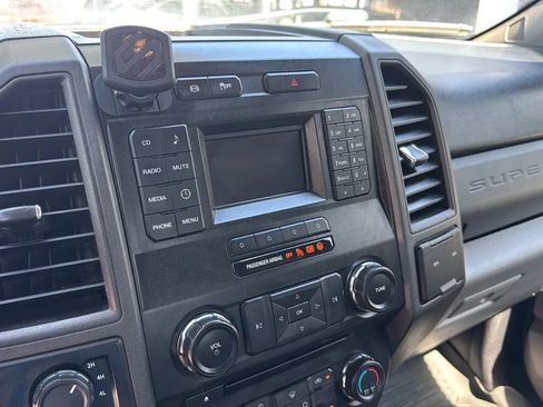 Used 2017 Ford F350 XL w/ Power Equipment Group AWD/4WD image 14