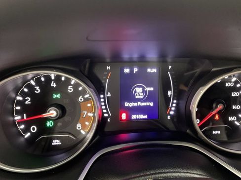 Used 2020 Jeep Compass Latitude w/ Cold Weather Group AWD/4WD image 13