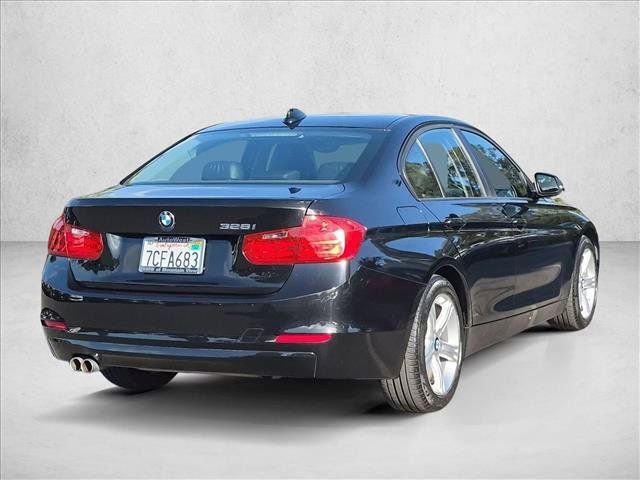 Used 2013 BMW 328i Sedan RWD image 5