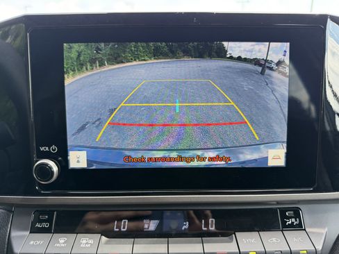 Used 2025 Toyota Camry LE FWD image 25