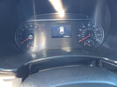 Used 2020 Kia Soul LX FWD image 14