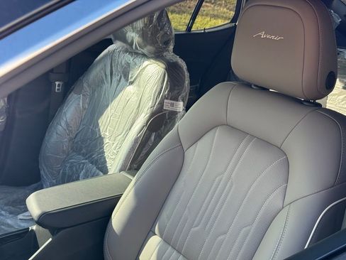 New 2026 Buick Envista Avenir image 17