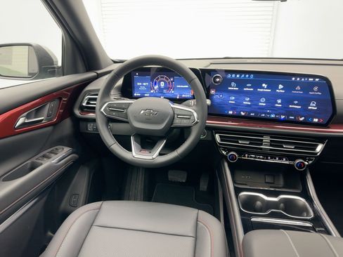 New 2026 Chevrolet Traverse Z71 w/ Driver Confidence Package image 27