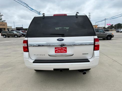 Used 2017 Ford Expedition EL Platinum image 6