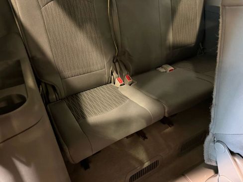 Used 2017 Chevrolet Traverse LS image 31