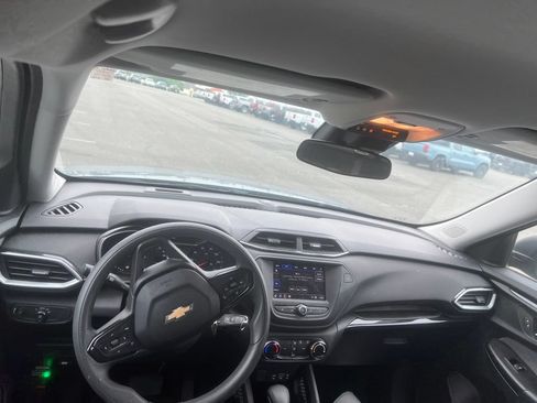 Used 2021 Chevrolet TrailBlazer LS AWD/4WD image 7