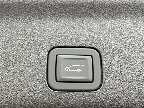 New 2025 Chevrolet Tahoe Premier RWD image 24