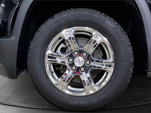 Used 2019 GMC Acadia SLE image 9