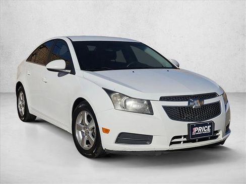 Used 2012 Chevrolet Cruze LT image 3