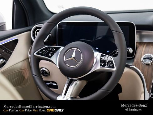 New 2026 Mercedes-Benz GLC 300 4MATIC image 12