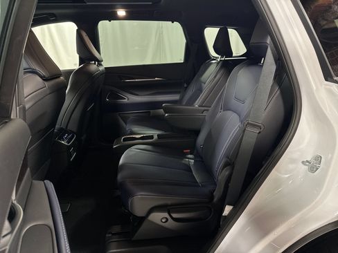Certified 2026 INFINITI QX60 Sport w/ Dark Cargo Package AWD/4WD image 5