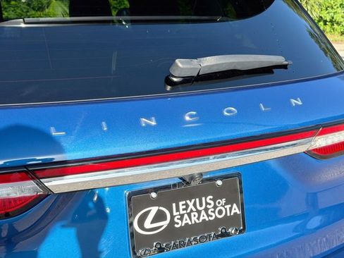 Used 2020 Lincoln Corsair FWD w/ Premium Package image 11