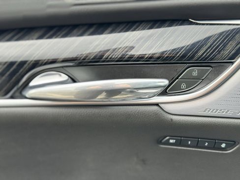 Used 2024 Cadillac XT6 Premium Luxury w/ Technology Package image 24