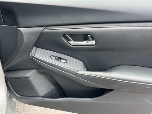 Used 2023 Nissan Sentra SV FWD image 22